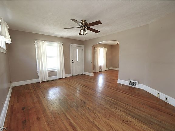 4th image of 4808 Ira Ave