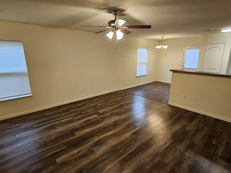 24053 Wilde Dr — Photo 5