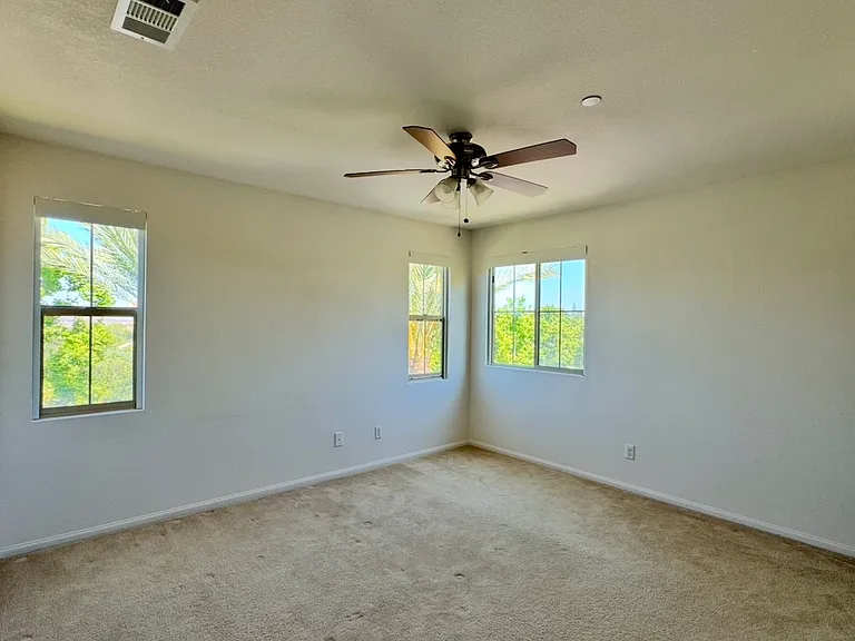1876 Champagne Ct #5 — Photo 17