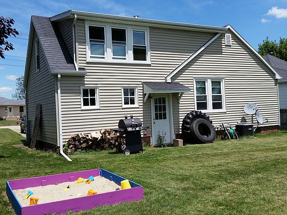 Back view of home