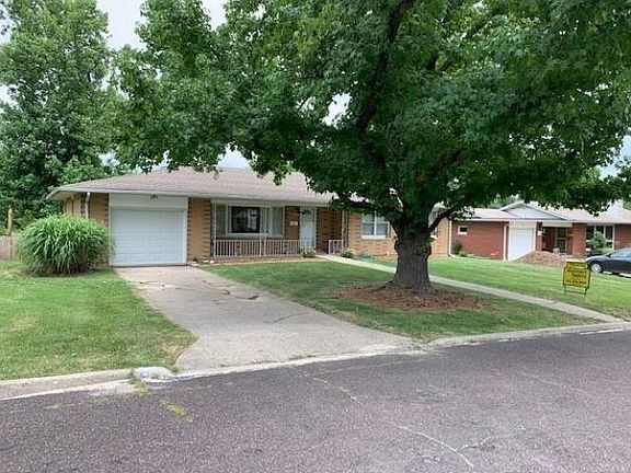 2nd image of 205 Sondra Ave
