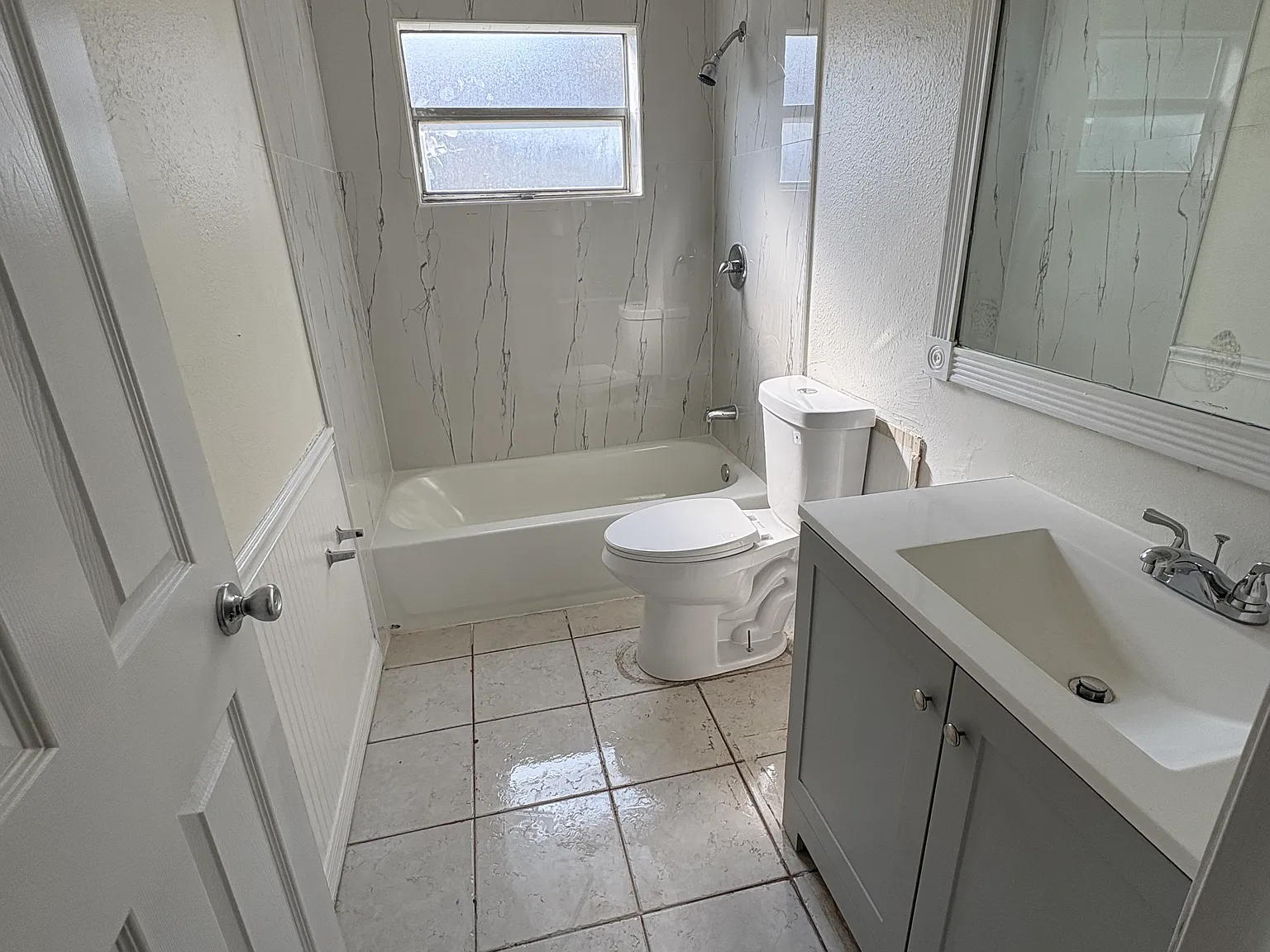2 bed, 858 sqft, $1,395 — Photo 2