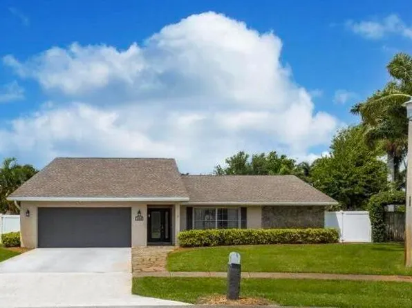 2599 W Carandis Road, West Palm Beach, FL 33406