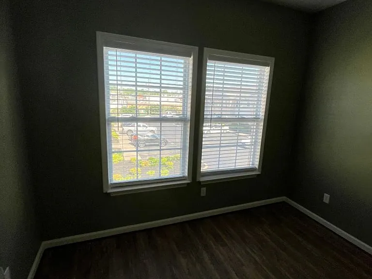 804 Churchill Xing — Photo 8