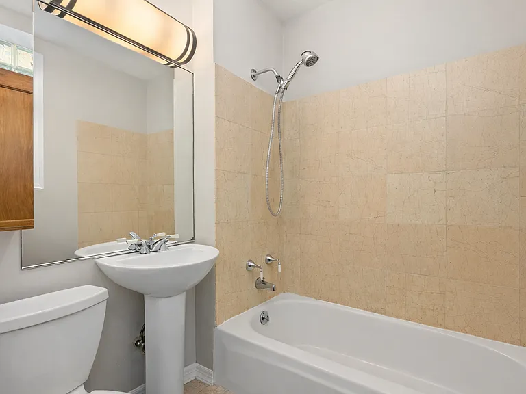448 W Wrightwood Ave #2 — Photo 10