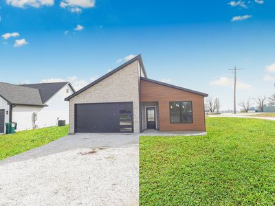 1100 Stonebridge Ln, Moberly, MO, 65270