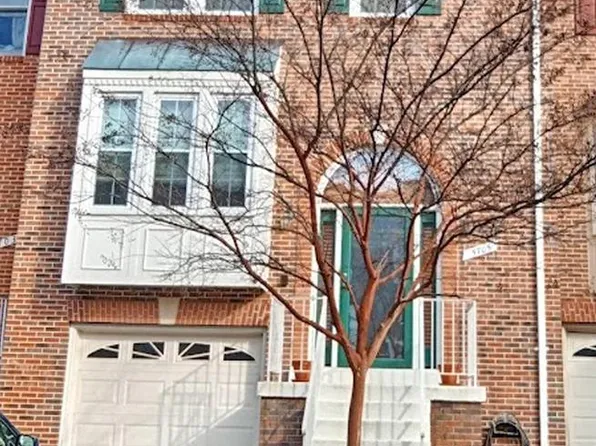 5705 Wood Creek Ln, Centreville, VA 20120