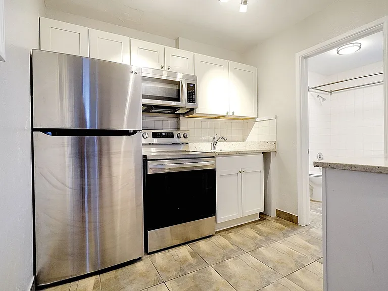 1605 Marshall STP, LLC — Photo 24
