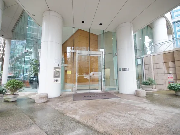 1200 Alberni St #2205, Vancouver, BC V6E 1A6