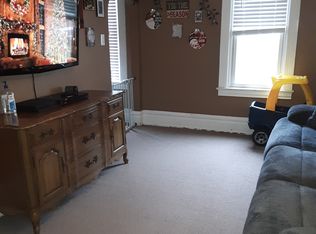 2520 Suffolk St, Grapeville, PA 15634