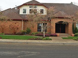 2845 NW Bauer Woods Dr, Portland, OR 97229
