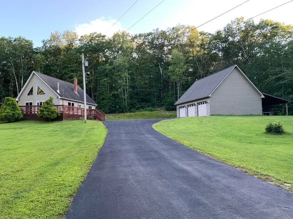 15 St Pierre Circle, Turner, ME 04282