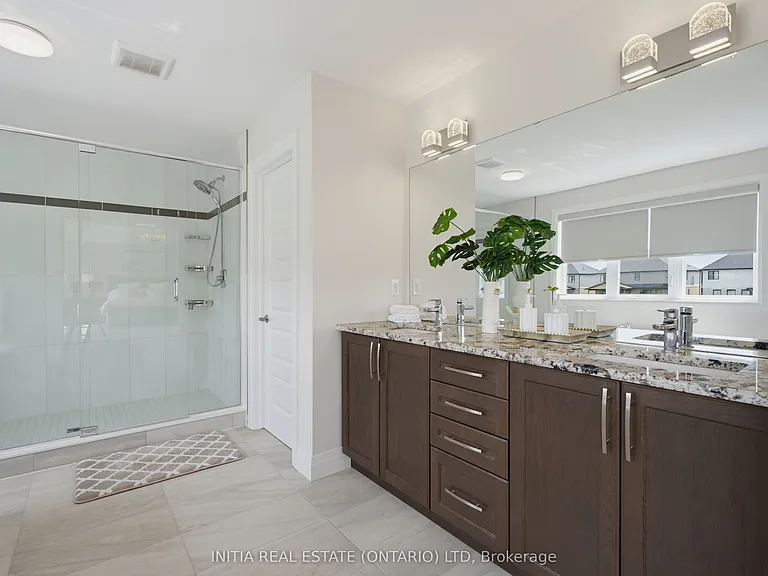 1258 Silverfox Dr — Photo 15