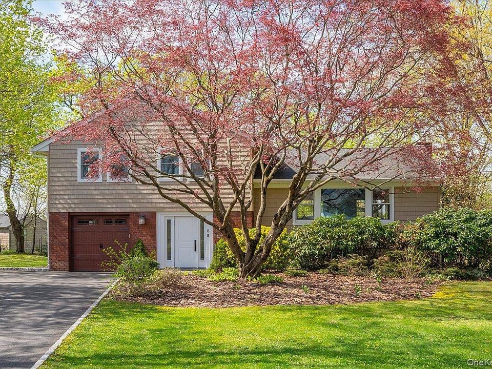 1st image of 8 Fairlawn Parkway