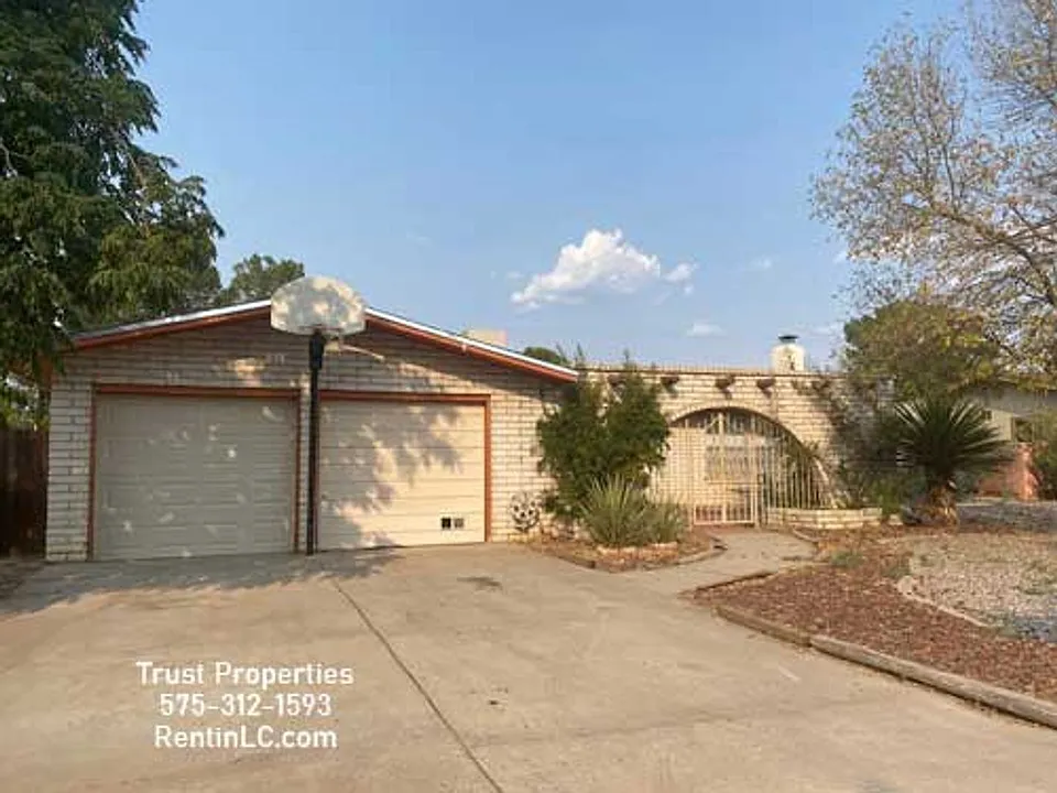 1013 Tamarack Dr