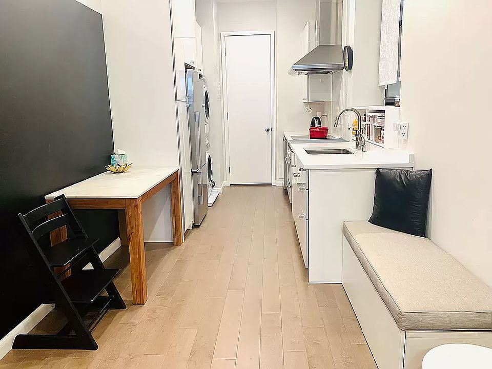 1st image of 139 E 30th St APT 1B