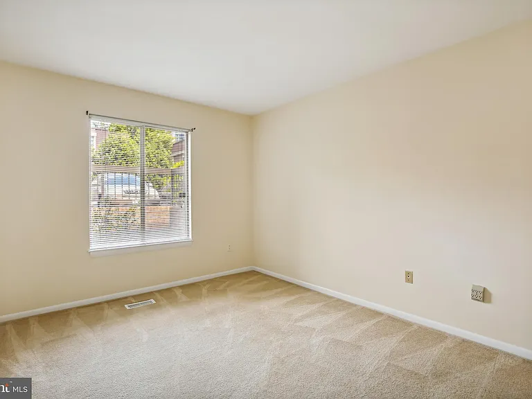 650 15th St S #1-A — Photo 20