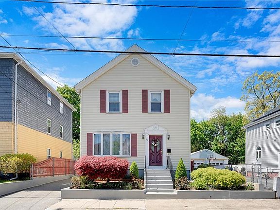 3rd image of 86 Vine St