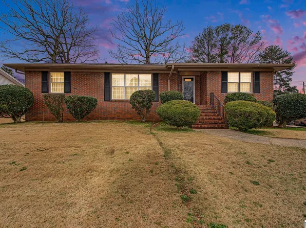 737 Sherwood Rd, Fairfield, AL 35064