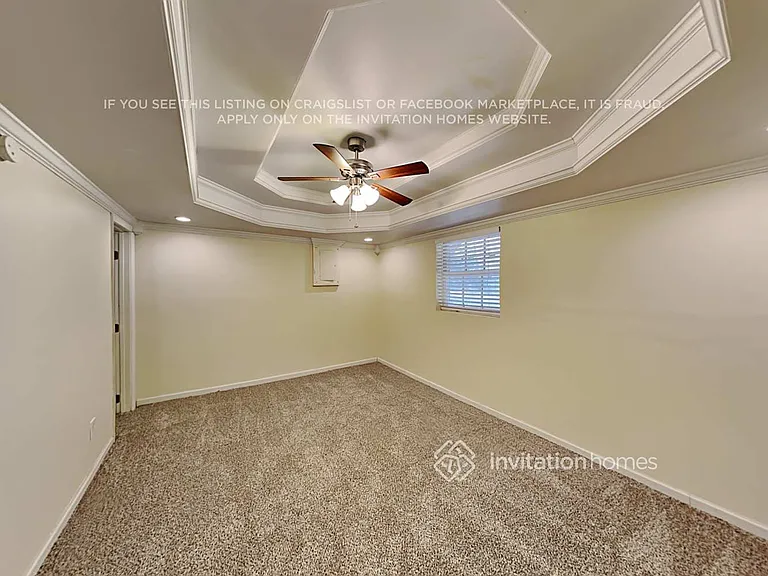 1379 Hidden Cir — Photo 16
