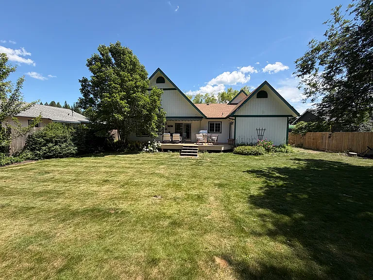 2425 Aspen Way — Photo 22