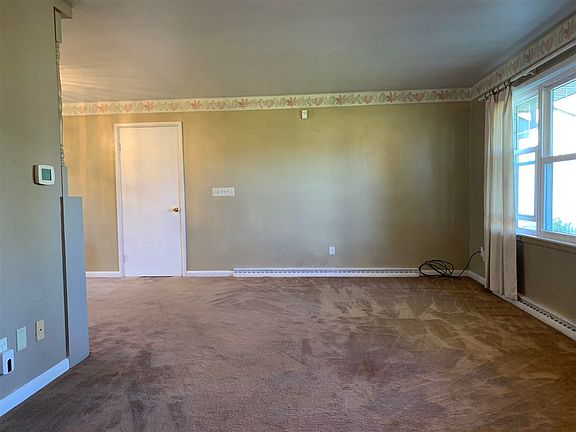 4th image of 5335 E Woodruff Dr