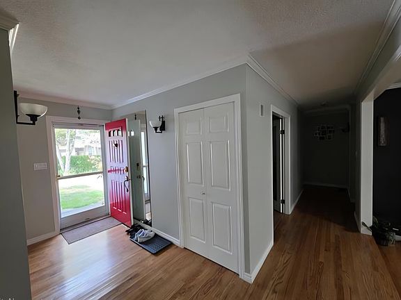 4th image of 15580 20th Ave