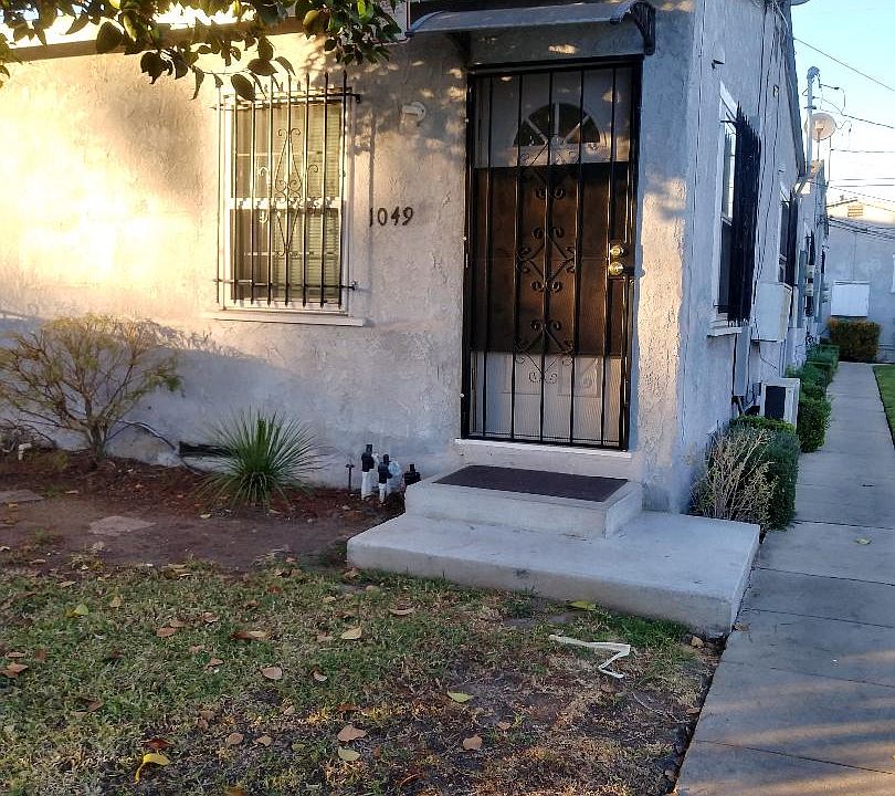 1st image of 1049 W 101st St