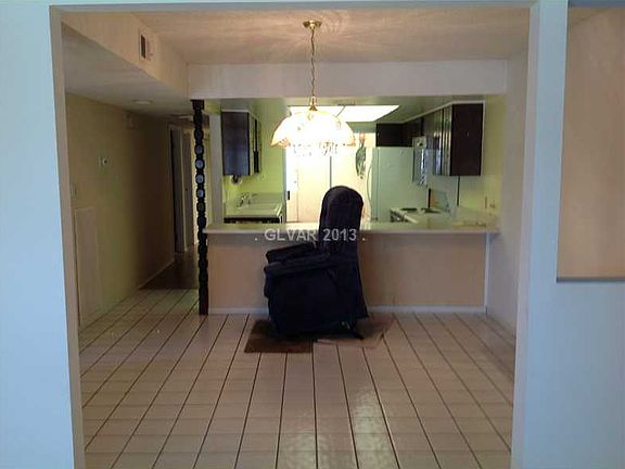 5th image of 3741 Fairlawn Ave