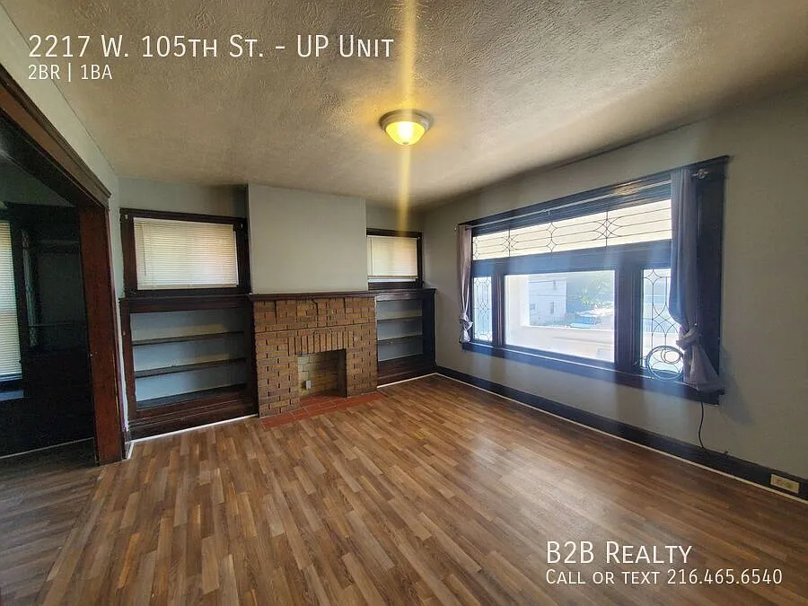 Spacious Two-Bedroom Unit in a Charming Multifamily Property Available Now! — Photo 3