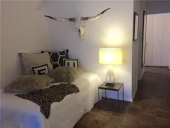 Rented by R New York