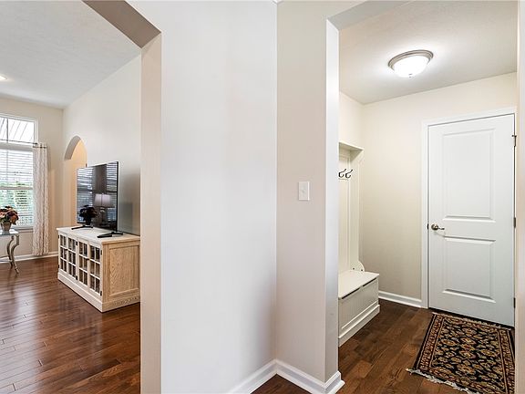 2nd image of 113 Augusta Dr