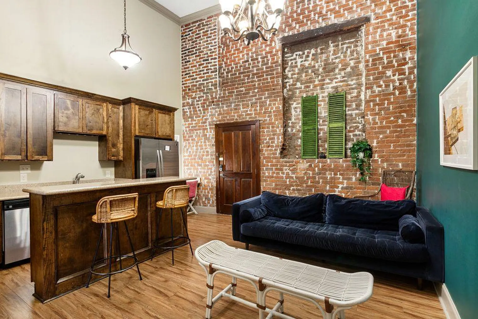 1 bed, 1.0 bath, 796 sqft, $4,237 — Photo 3