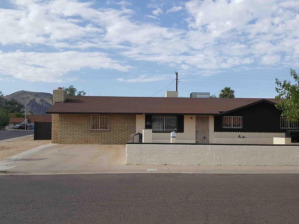 1st image of 427 E Desert Dr