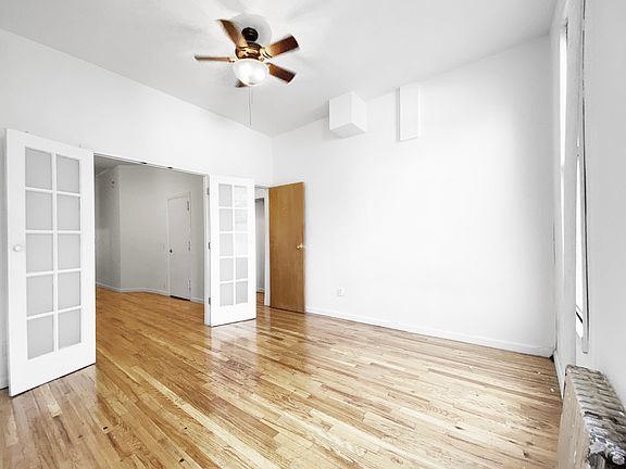 5th image of 52 Newell St APT 1R
