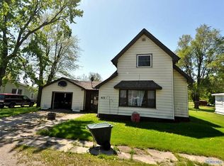 402 E Main St, Alvordton, OH 43501