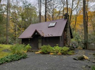 101 Malibu Trl, Milford, PA 18337