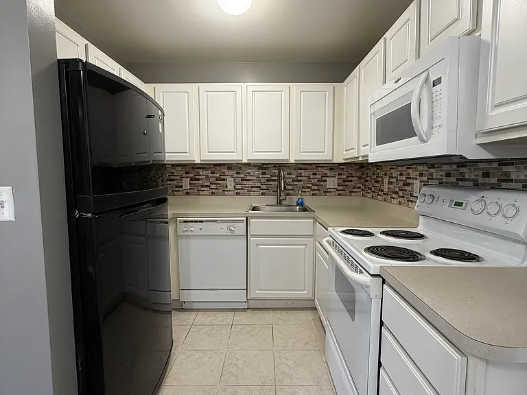 29740 Amy Ln — Photo 6