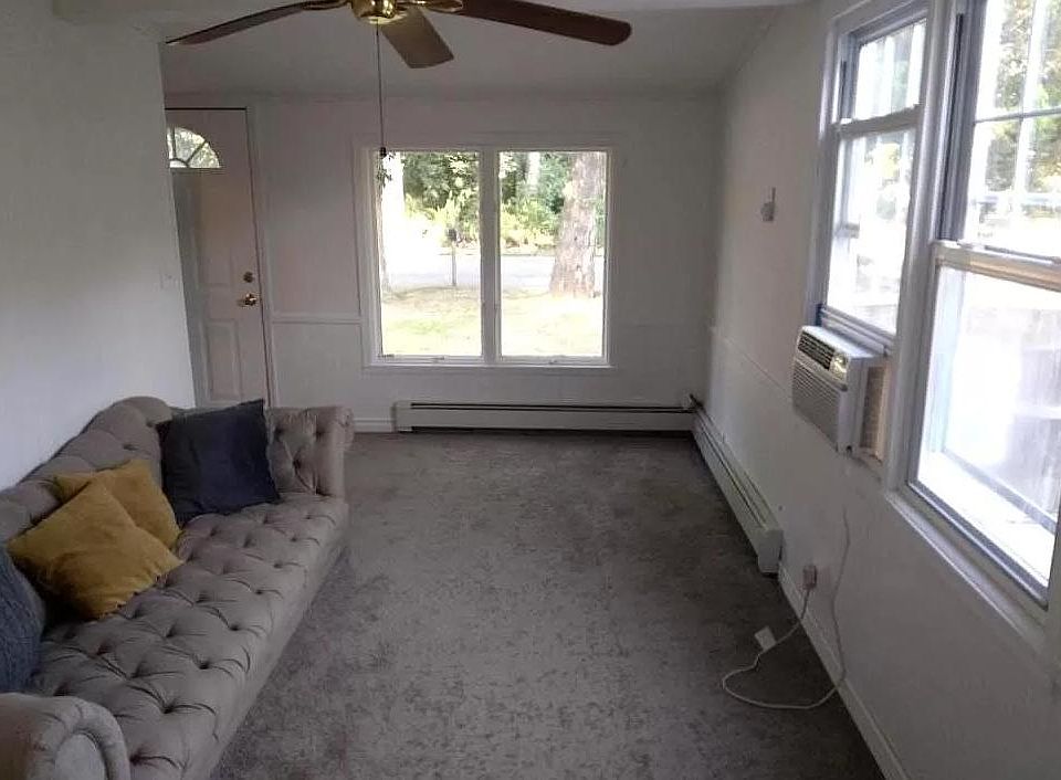 1st image of 36 Whittier Dr