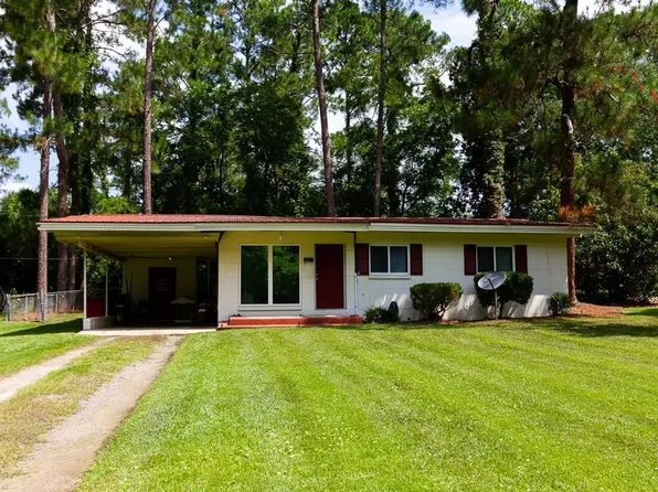 121 Woodruff St, Tifton, GA 31794