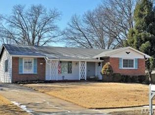 2510 Yorkshire Dr, Florissant, MO