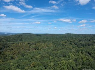 98 Limekiln Rd, Redding, CT 06896