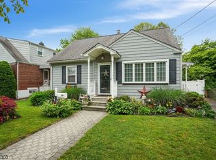 26 Pershing Ave, Cranford, NJ 07016