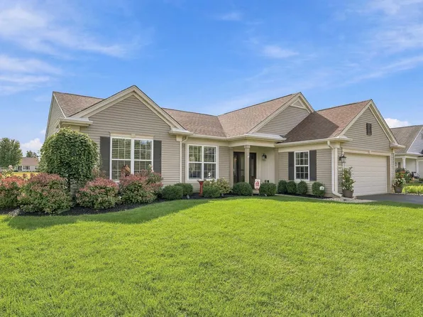11990 Summer Ridge Ln, Huntley, IL 60142