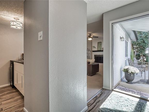 4th image of 3732 Blue Bonnet Ct