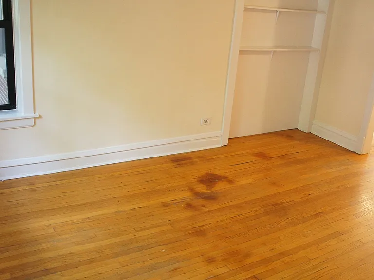 2516 N. Kedzie LP — Photo 28