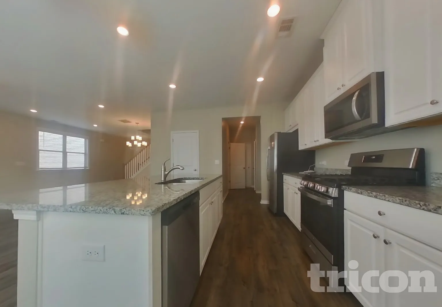 135 Chapelcrest Lane Holly Springs GA — Photo 4
