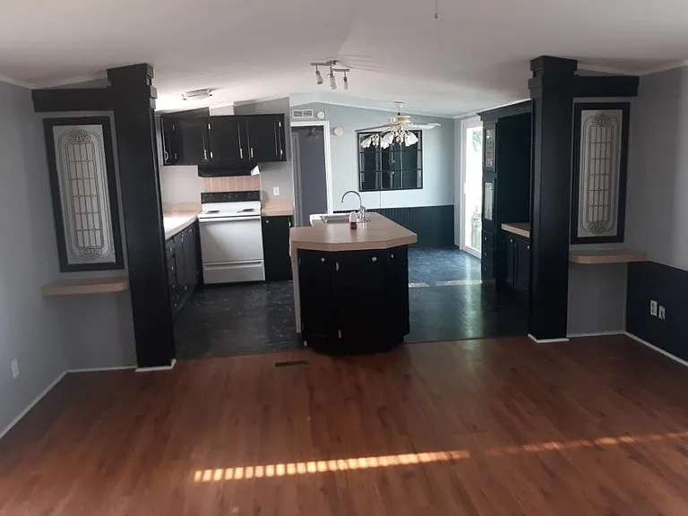 104 Loma Linda Ln #A — Photo 2
