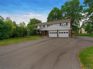 16 Laurel Way, Wethersfield, CT 06109