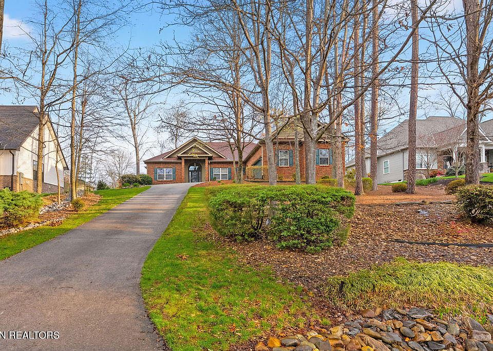 1st image of 223 Tahlequah Dr